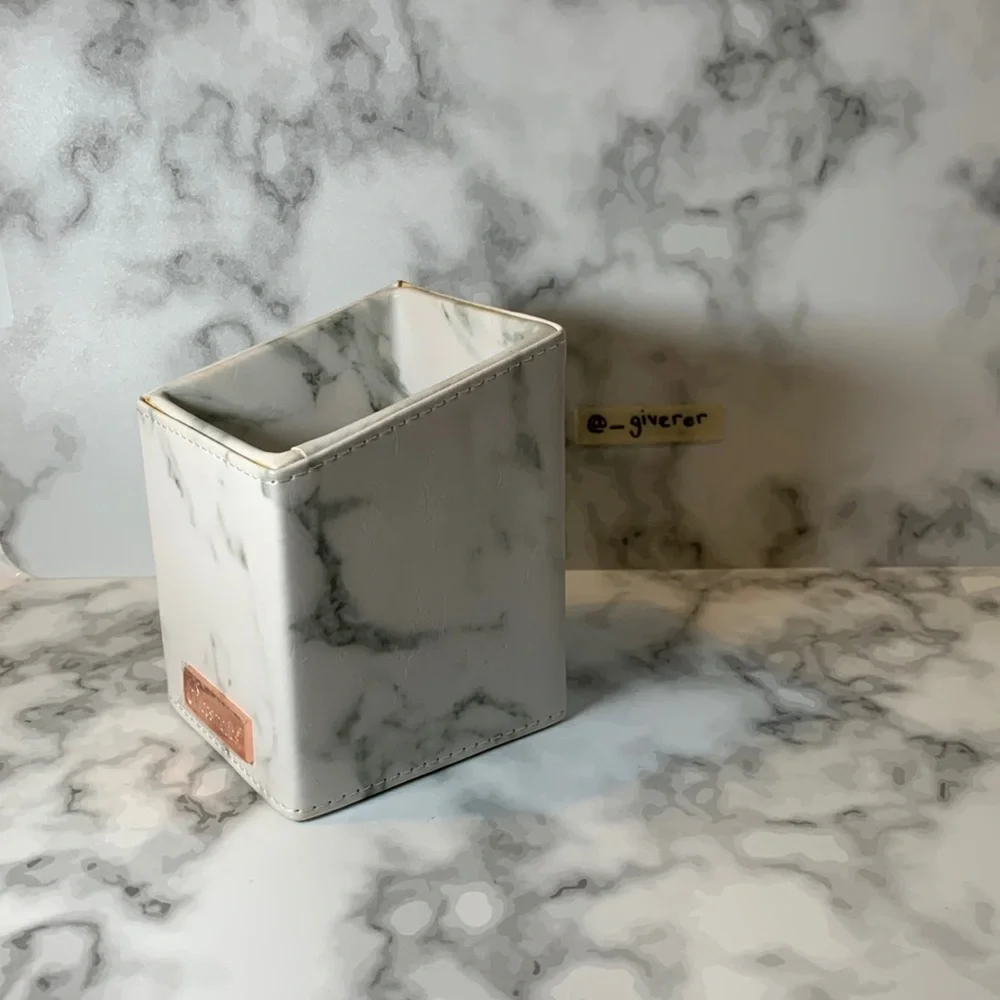 Marble Faux Leather BH Cosmetics Angled Brush Holder - Marble